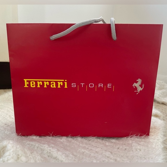 Ferrari Red Shopping Bag - Picture 1 of 6